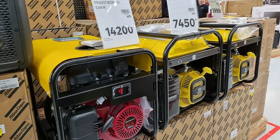 Inverter Generator vs Conventional Generator: Powering a Home