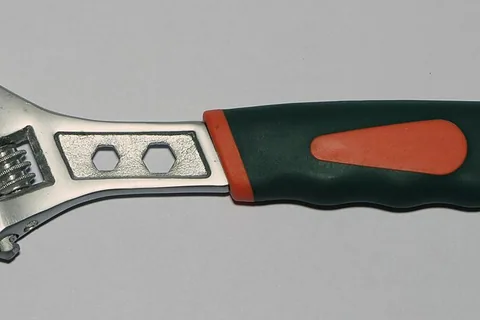 Top 10 Best Adjustable Wrenches Reviews
