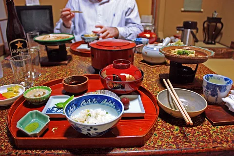Top 10 Best Dinnerware Sets Reviews