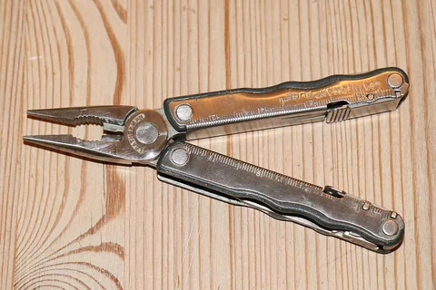 Top 10 Best Multi Tool Reviews